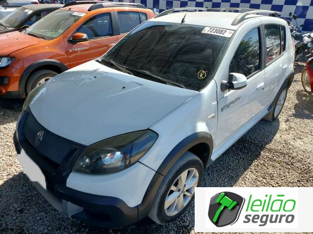 LOTE 033 -  RENAULT SANDERO STEPWAY 1.6 16V HI-FLEX