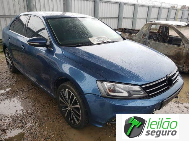 LOTE 003 - VOLKSWAGEN JETTA HIGHLINE 2.0 16V TSI TURBO 2017