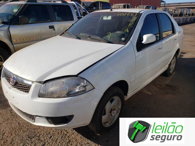 LOTE 004 - FIAT SIENA EL 1.0 2014