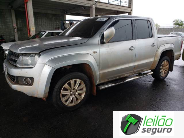 LOTE 028 - VOLKSWAGEN AMAROK HIGHLINE 4MOTION 2.0 TDI BITURBO 2012