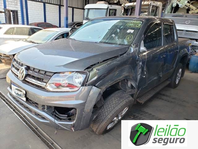 LOTE 029 - VOLKSWAGEN AMAROK COMFORTLINE 4MOTION 2.0 TDI BITURBO 2021