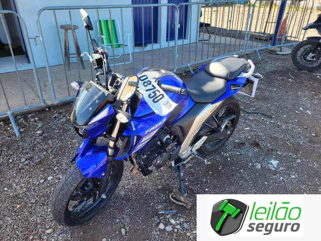 LOTE 004 - FZ25 FAZER 250 ABS