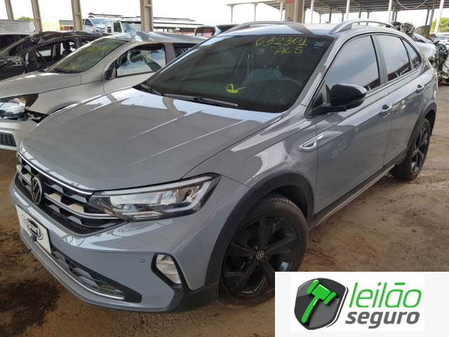 LOTE 017 - VOLKSWAGEN NIVUS HIGHLINE 200 AT 1.0 12V TSI TURBO 2021