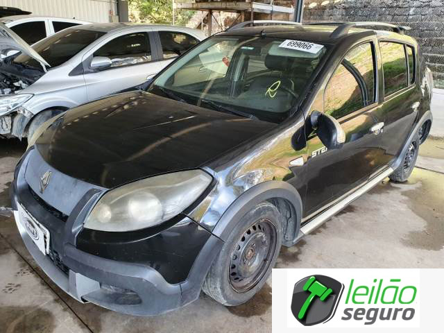 LOTE 018 - RENAULT SANDERO STEPWAY 1.6 16V HI-FLEX 2013