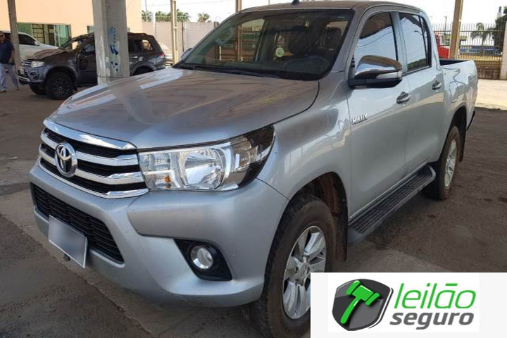 LOTE 019 - TOYOTA HILUX CD SRV 2.8 D-4D TURBO 2017