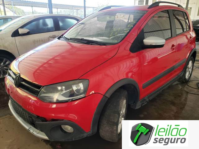 LOTE 037 - VOLKSWAGEN FOX CROSSFOX 1.6 TOTAL FLEX 2014