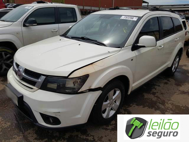 LOTE 001 - FIAT FREEMONT PRECISION 2.4 16V DUAL VVT 2012