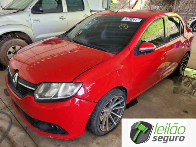 LOTE 024 - RENAULT LOGAN EXPRESSION 1.6 16V SCE 2018