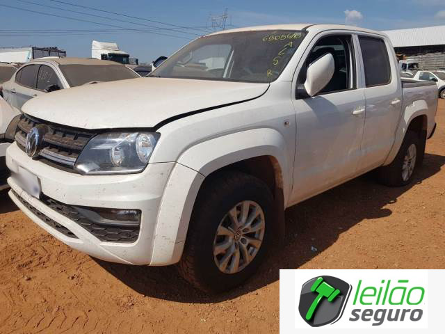 LOTE 030 - VOLKSWAGEN AMAROK COMFORTLINE 4MOTION 2.0 TDI BITURBO